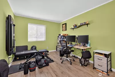 12424 NE 145th St #C10, Kirkland, WA 98034 - Photo 15