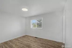 24717 S 35th Ave, Kent, WA 98032 - Photo 9
