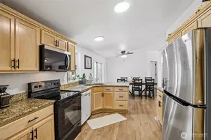 127 Pioneer Ave NE, Castle Rock, WA 98611 - Photo 13