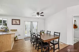 127 Pioneer Ave NE, Castle Rock, WA 98611 - Photo 9