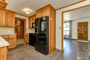 16016 12th Ave SW, Burien, WA 98166 - Photo 11