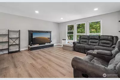 1705 161st Street S, Spanaway, WA 98387 - Photo 3