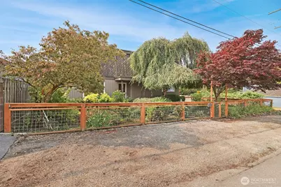 917 S 222nd Street, Des Moines, WA 98198 - Photo 39