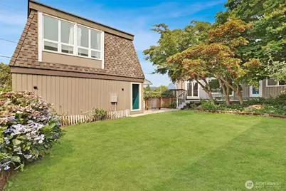 917 S 222nd Street, Des Moines, WA 98198 - Photo 9