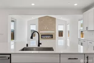 13910 207th Ave E, Bonney Lake, WA 98391 - Photo 11
