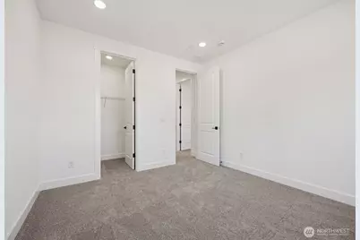 13910 207th Avenue E #1384, Bonney Lake, WA 98391 - Photo 35