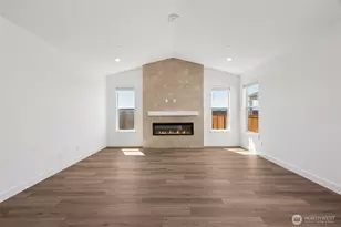 13910 207th Ave E, Bonney Lake, WA 98391 - Photo 17