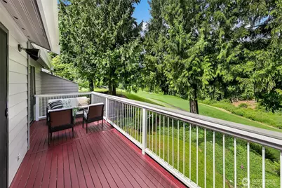 15000 Village Green Drive #27, Bothell, WA 98012 - Photo 11