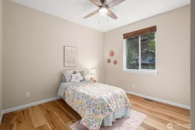 20019 81st Avenue W, Edmonds, WA 98026 - Photo 23