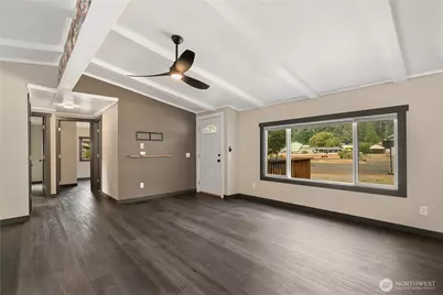 21610 145th Street E, Bonney Lake, WA 98391 - Photo 5