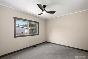 21610 145th St E, Bonney Lake, WA 98391 - Photo 13