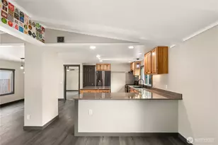 21610 145th St E, Bonney Lake, WA 98391 - Photo 7