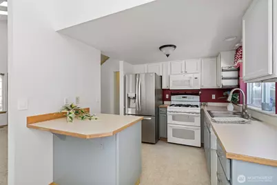 7331 NE Morning View Avenue, Bremerton, WA 98311 - Photo 11