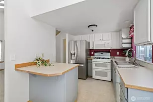7331 NE Morning View Ave, Bremerton, WA 98311 - Photo 11