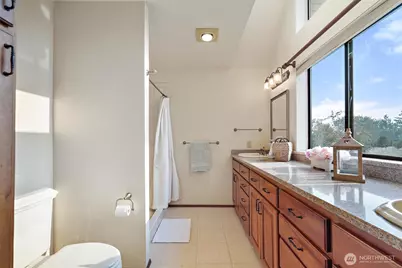 2914 Cedar Avenue S, Renton, WA 98055 - Photo 17