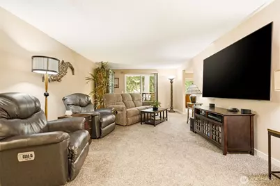 5719 Highway Place #18, Everett, WA 98203 - Photo 5