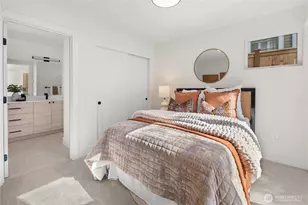 613 B 18th Ave E, Seattle, WA 98112 - Photo 9