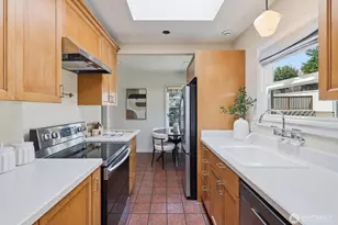 2316 N 80th St, Seattle, WA 98103 - Photo 5