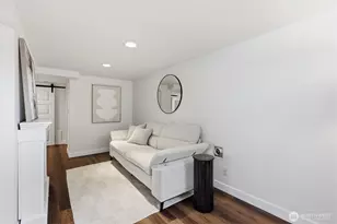 2316 N 80th St, Seattle, WA 98103 - Photo 11