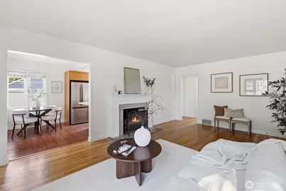 2316 N 80th Street, Seattle, WA 98103 - Photo 3