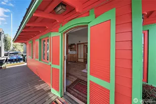 2727 Fairview Ave E, Seattle, WA 98102 - Photo 5