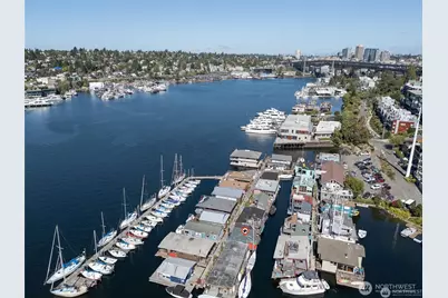 2727 Fairview Avenue E #18, Seattle, WA 98102 - Photo 35