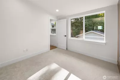 615 18th Avenue E, Seattle, WA 98112 - Photo 19