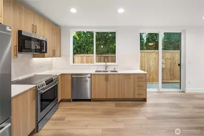 615 18th Avenue E, Seattle, WA 98112 - Photo 3