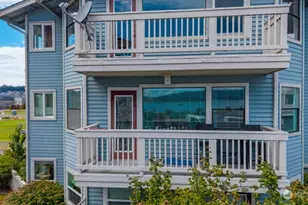 651 SE Bayshore Dr, Oak Harbor, WA 98277 - Photo 37