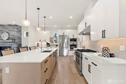 13017 NE 113th Street #1, Kirkland, WA 98033 - Photo 11
