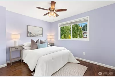 10913 NE 48th Street, Kirkland, WA 98033 - Photo 17