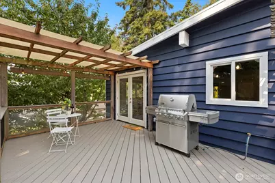 10913 NE 48th Street, Kirkland, WA 98033 - Photo 31