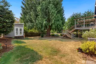 10913 NE 48th St, Kirkland, WA 98033 - Photo 25