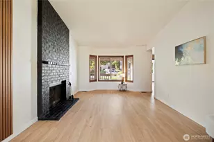 1923 233rd Pl SE, Bothell, WA 98021 - Photo 5