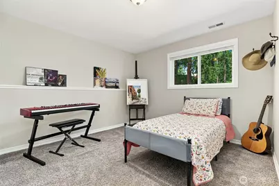 16242 NE 30th Street, Bellevue, WA 98008 - Photo 27