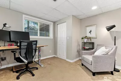 16242 NE 30th Street, Bellevue, WA 98008 - Photo 25