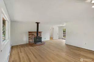 128 Florence St, Arlington, WA 98223 - Photo 3