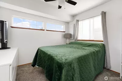 1836 SW Putnam Drive, Oak Harbor, WA 98277 - Photo 31