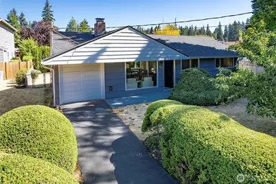 1924 NE 130th Place, Seattle, WA 98125 - Photo 1