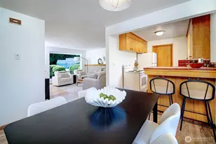1924 NE 130th Pl, Seattle, WA 98125 - Photo 9