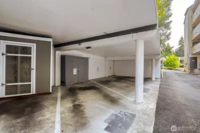 [Address not provided], Bellevue, WA 98004 - Photo 17