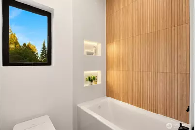2405 162nd Avenue NE, Bellevue, WA 98008 - Photo 25