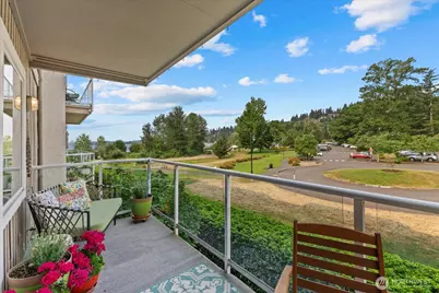 9715 NE Juanita Drive #210B, Kirkland, WA 98034 - Photo 3