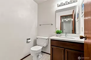 26340 SE 158th St, Issaquah, WA 98027 - Photo 17