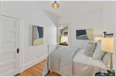 6408 Francis Avenue N, Seattle, WA 98103 - Photo 25
