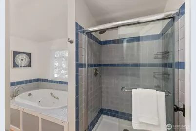 6408 Francis Avenue N, Seattle, WA 98103 - Photo 27