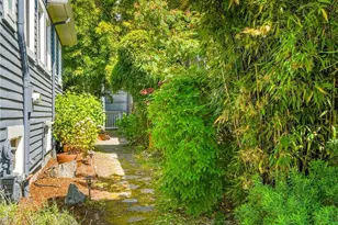 1916 11th Ave W, Seattle, WA 98119 - Photo 21