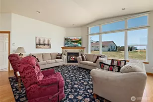 645 Monterey Ave, Coupeville, WA 98239 - Photo 9
