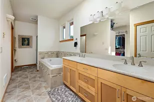 645 Monterey Ave, Coupeville, WA 98239 - Photo 25