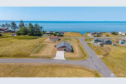 645 Monterey Avenue, Coupeville, WA 98239 - Photo 37